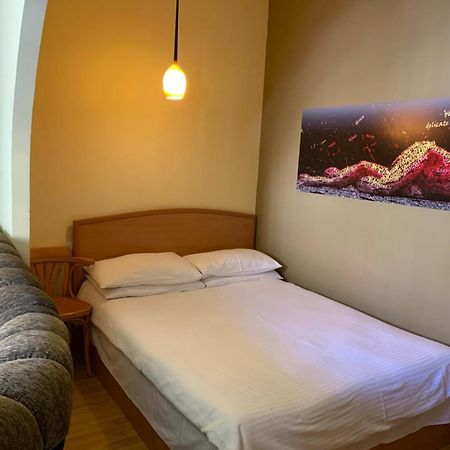 Studio With Balcony On Sayat Nova Avenue Jerevan Buitenkant foto